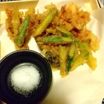 吟の蔵 を市 - 天婦羅はアスパラ & ゲソ❗️