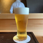 鮨 三心 - いただいたお酒。蒸し暑い日だったので駆けつけビールがチェイサーでございました。