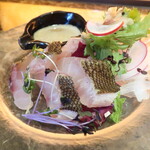 BISTRO CHINESE OSAWA - イサキの炙りの刺身