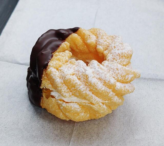 ロングセラー商品の1つで 美味しい!(^^)!「エンゼルフレンチ (税込