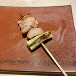 比内地鶏串 Sot l'y laisse - 