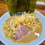 家系ラーメン まこと家 - 