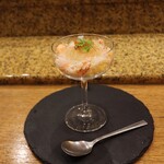にぎり鮨 一五〇 - 毛ガニの贅沢カクテル