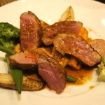 Les deux - フランス シャラン産 鴨胸肉のロースト