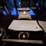 藤右ェ門 栄 - 庭の見える窓際の席