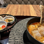 和韓料理 スンドゥブ専門店 じゅろく別邸 - 