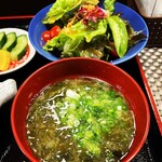 てんやわん家 - あおさの味噌汁とサラダ