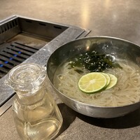 黒牛 - 