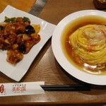 美歓園 中華鉄鍋燉 - 酢豚＆天津飯