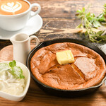 BOND CAFE - 