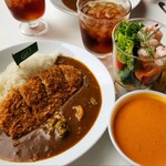 イケアレストラン - カレー　ビスク　カップサラダ