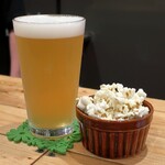 Hathor - ゴールデンスカイズと無限ポップコーン