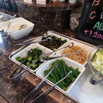 カフェ ナトゥーラ - サラダバイキングコーナーです。