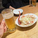 Sengyo To Robata No Izakaya Uokichi Torikichi - 『生ビール』『混ぜまぜもんじゃサラダ』