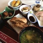 Yamachaya - やま茶屋定食