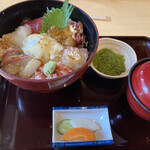 むつみ - むつみ海鮮丼　¥2,200
