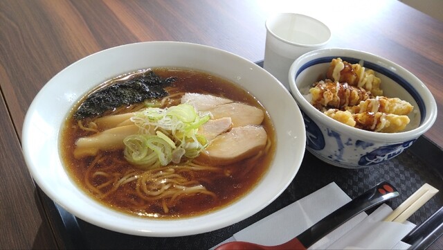 ラポ・ラポラ食堂 - 沼ノ端（食堂）