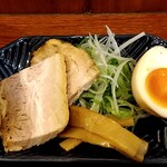 俺の中華たなか家 - 「別皿トッピング」をパチリ♯