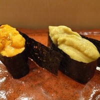 伊勢鮨 - 十四・十五貫目　バフンうにとムラサキうに　小樽