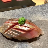 鮨 匠海 - アジd(￣ ￣)