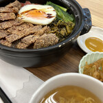 Thiamo Ouki Donabe Meshi - 