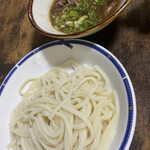 TAKE OUT MENZOU - 肉とゴボウのつけ麺！　1150円。