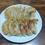 美吉 - 焼餃子12個で360円。激安！