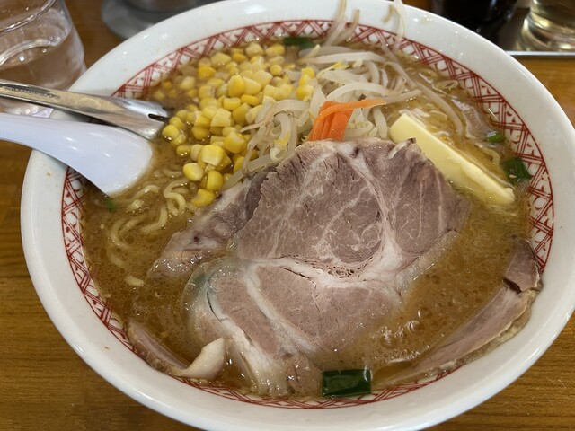 めん丸 仙北店（田沢湖）- 本格ラーメンと絶景を楽しむ