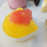 ヒノシン - ヨーグルトのデザート