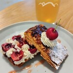 My Home Coffee, Bakes, Beer - ■アメリカンチェリーのミルフィーユ