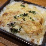居食屋 わいるどふぁーむ  - 濃厚なベシャメルソースのグラタン