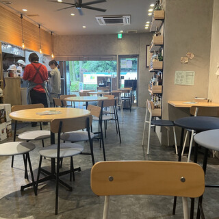 est tokyo uno et001_2