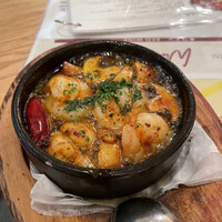 ウォルプタス 東京駅グランルーフ店 - 