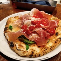 ピッツェリア&トラットリア ゴンゾ 目黒店 - プロシュートエルッコラ