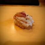 鮨駒 - 縞海老炙り海老味噌載せ