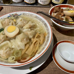広州市場 - 夕食雲呑麺(塩)