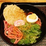 驛麺家 - がんばれカープ！赤うどん は、一味をかけて食べました (2023.06.02)