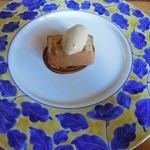 フランス食堂　みち草 - イチジクのパウンドケーキ