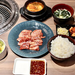 Kokusangyuu Yakiniku Kuidon - ランチカルビセットお肉大盛