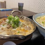 まんぷく製麺所 - カツとじアップ