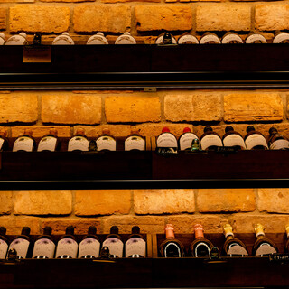 Wine cellar that you can enjoy visually Choose your favorite wine