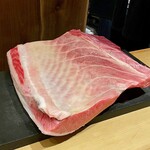 鮨処 池上 - 京都日本海129kgの本鮪