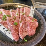 焼肉 もとぶ牧場 - ロースとカルビ