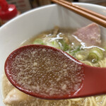 麺屋 一八 - 背脂チャッチャ系病み付き中華そば