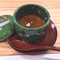 寿し鶴寿庵 - これが凄く美味しくて美味しくて(  °ω°):∵フォアグラの茶碗蒸しなので、なんとなく胸張って美味しい！って恥ずかしくて言えないのですが、、でも本当に美味しいんだもん、(*´థ.థ`*)ﾃﾞｭﾌﾌ