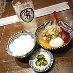 Nikudoufu To Remon Sawa Taishuu Shokudou Yasubee - 煮玉子肉豆腐(白)+安べゑレモンサワー