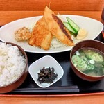デイリーヤマザキ - ミックスフライ定食（大盛） 770円