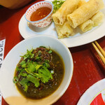 Saigon Do - 豚軟骨のトロトロヌクマム煮、