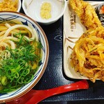 丸亀製麺 - 