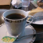 Kururu - コーヒー＋ケーキ